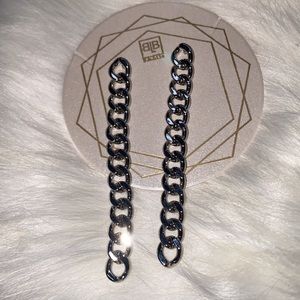 Earrings. NWT Triple gold Plated